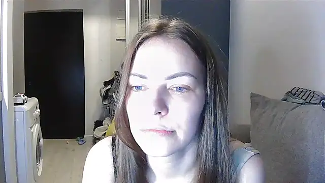 Snapshot of AnnaDiamond1 chatting on July 2026 09:41:01 PM AnnaDiamond1 online show from July 2026 09:41:01 PM