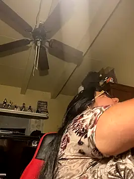 Snapshot of PhatBabie24_ chatting on November 2025 12:05:02 PM PhatBabie24 online show from November 2025 12:05:02 PM