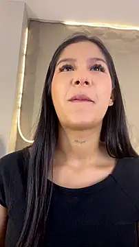 Snapshot of Aida_moreno chatting on July 2026 03:13:01 AM Aida moreno online show from July 2026 03:13:01 AM