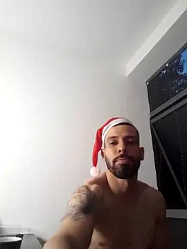Snapshot of prince-roludo chatting on December 2024 09:50:01 PM prince-roludo online show from December 2024 09:50:01 PM