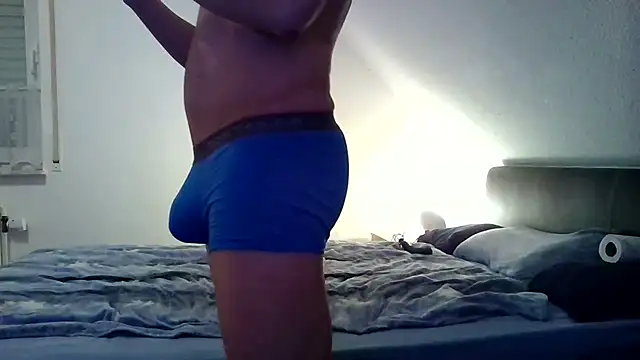 tom8912 online show from January 2025 11:13:02 PM