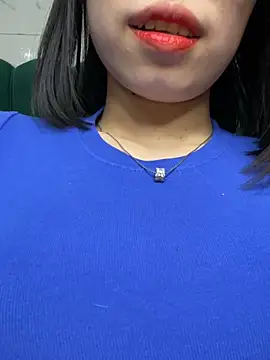 Snapshot of Bella_babei01 chatting on January 2025 05:51:01 PM Bella babei01 online show from January 2025 05:51:01 PM