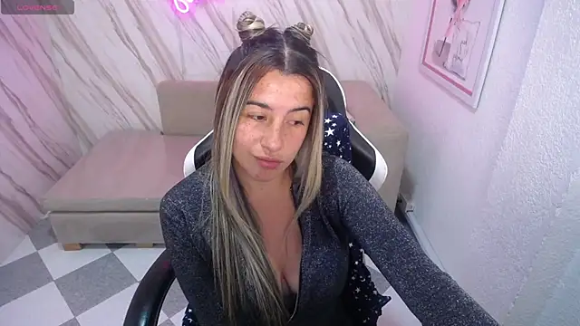 Valerie b online show from February 2025 03:10:02 AM