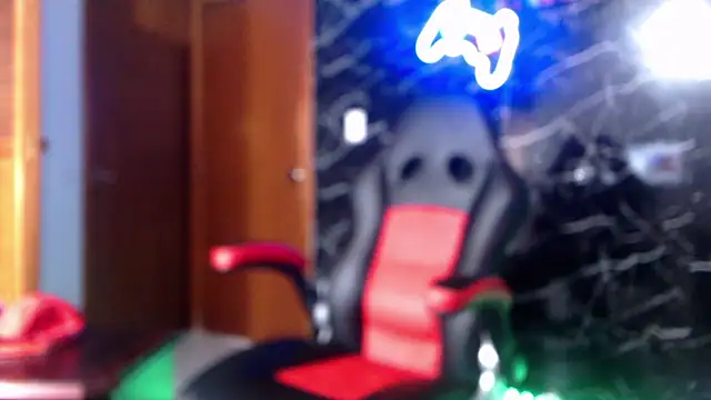 Snapshot of maty_hardx chatting on December 2024 03:55:01 PM maty hardx online show from December 2024 03:55:01 PM