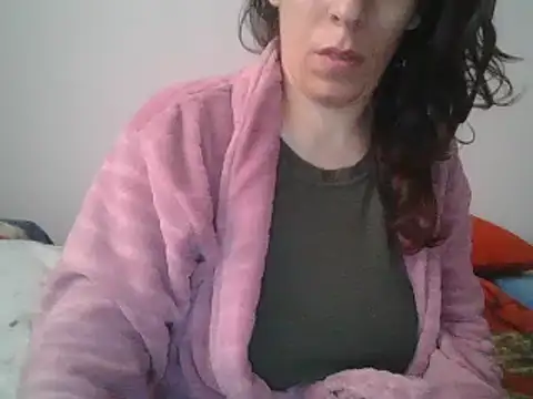 Snapshot of hairygirl80 chatting on February 2025 08:49:02 AM hairygirl80 online show from February 2025 08:49:02 AM