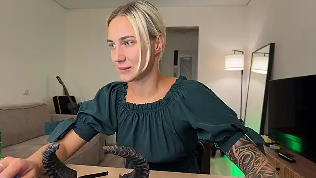 AnneBall online show from October 2025 03:24:02 PM