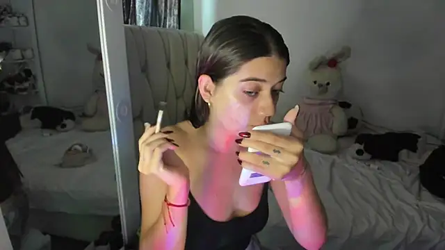 KittyKlum online show from June 2026 03:24:01 PM