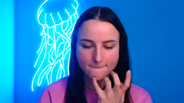 Eva Janee online show from February 2025 10:39:02 AM