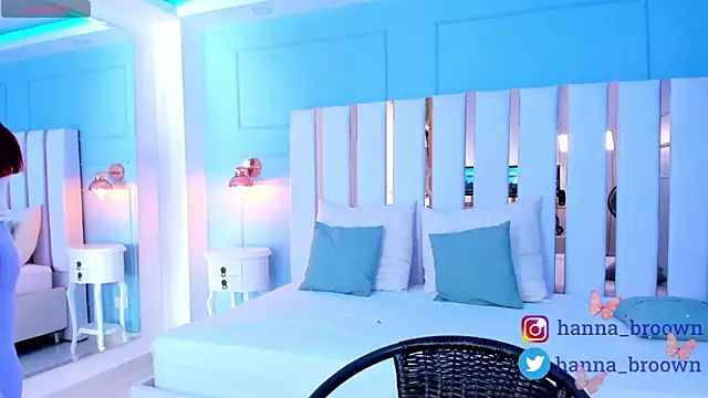 hannaa brown online show from December 2024 05:04:02 PM