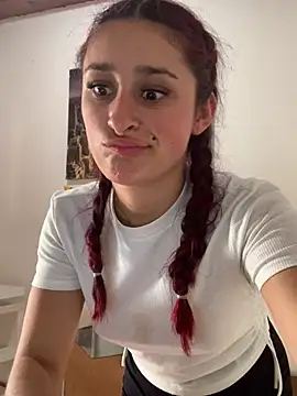 hannaa brown online show from January 2025 08:33:01 PM