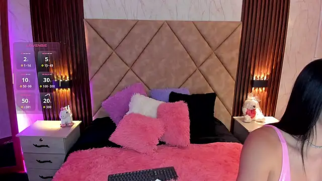 SummersAngel online show from November 2025 10:32:02 PM