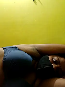 Snapshot of Sexyranibhabhi chatting on February 2025 05:48:01 AM Sexyranibhabhi online show from February 2025 05:48:01 AM
