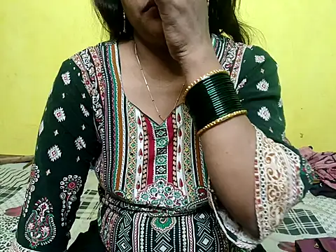 Sexyranibhabhi online show from November 2025 03:07:01 AM