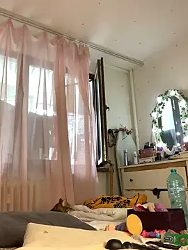 Snapshot of MoonAgnes chatting on March 2025 08:26:01 AM MoonAgnes online show from March 2025 08:26:01 AM