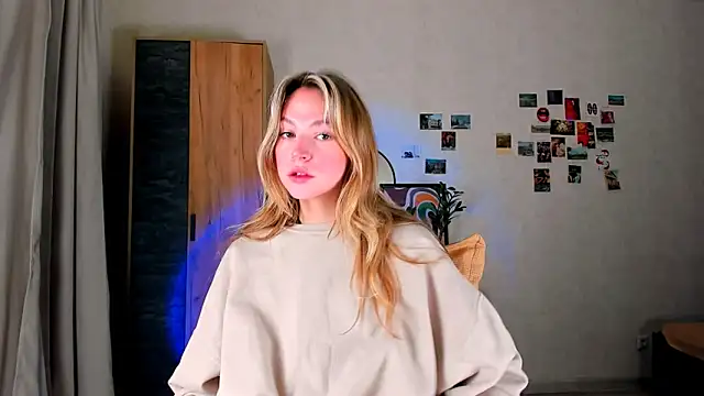 Snapshot of Niky__Jess chatting on December 2024 04:45:01 AM Niky Jess online show from December 2024 04:45:01 AM