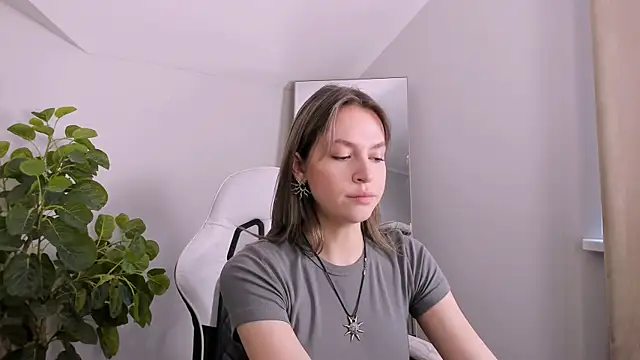 Snapshot of Niky__Jess chatting on January 2025 05:56:01 AM Niky Jess online show from January 2025 05:56:01 AM