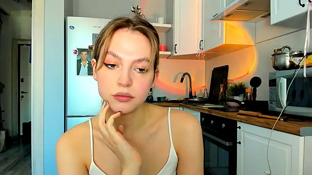 Snapshot of Niky__Jess chatting on February 2025 10:45:01 AM Niky Jess online show from February 2025 10:45:01 AM