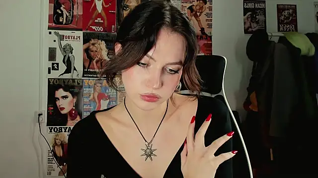 Snapshot of Niky__Jess chatting on December 2025 05:07:01 PM Niky Jess online show from December 2025 05:07:01 PM