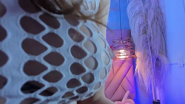 AngelaaCute  online show from February 2025 03:49:02 PM