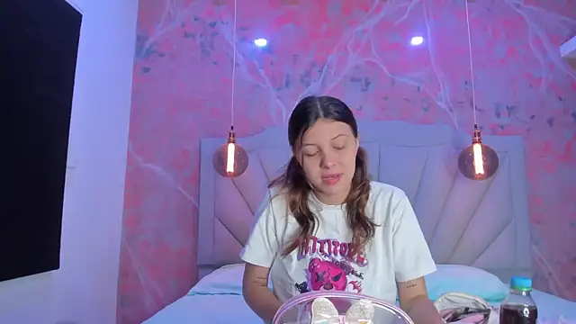 AngelaaCute  online show from February 2025 12:23:02 PM