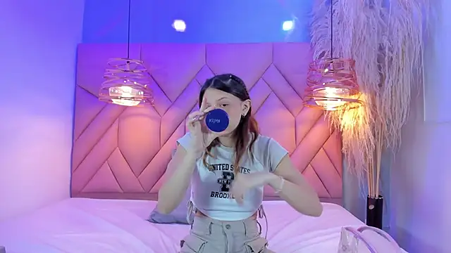 AngelaaCute  online show from March 2025 12:06:02 PM