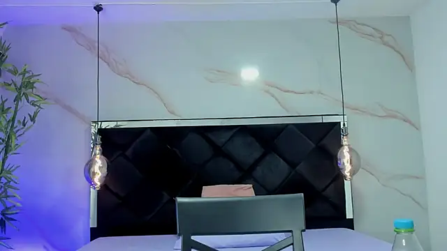 AngelaaCute  online show from September 2025 12:16:01 PM