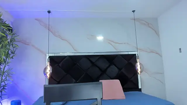 AngelaaCute  online show from October 2025 12:19:01 PM