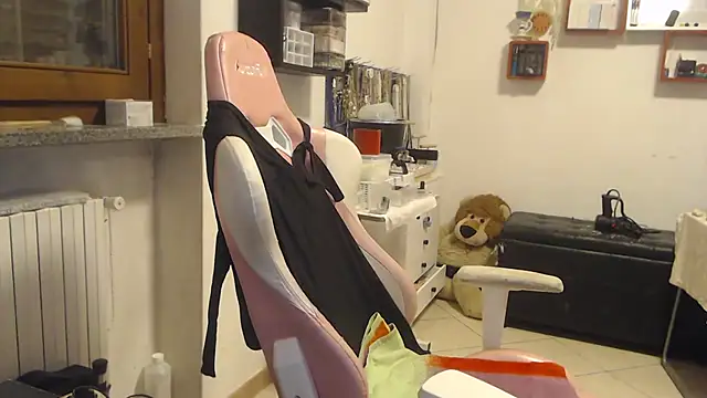 valerysexy online show from October 2025 09:03:01 PM