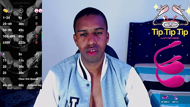 mrjhon26 online show from March 2025 02:28:02 AM