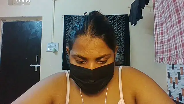 Snapshot of Hotmilfxox chatting on July 2026 09:44:02 AM Hotmilfxox online show from July 2026 09:44:02 AM