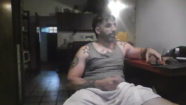 ozzypsico13 online show from November 2025 09:28:01 PM