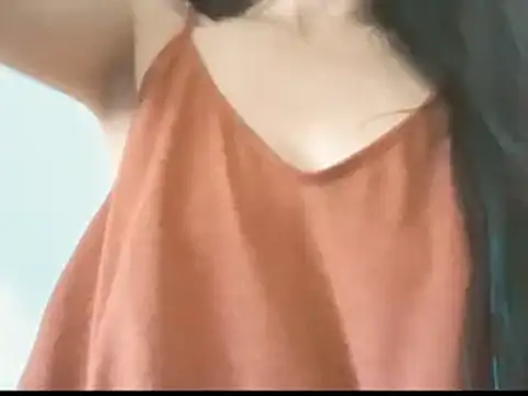 melaniy online show from April 2026 09:04:01 AM