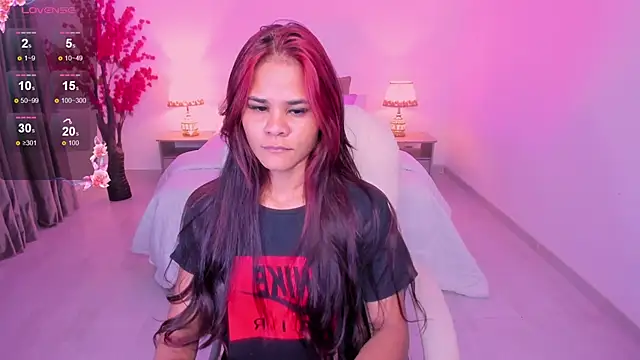 anniie smith online show from October 2025 11:18:02 AM