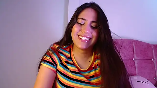 Snapshot of Paris-love chatting on December 2024 05:07:01 AM Paris-love online show from December 2024 05:07:01 AM