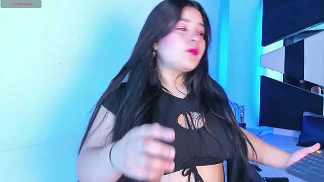 SamanthaFerrer  online show from January 2025 09:09:01 PM