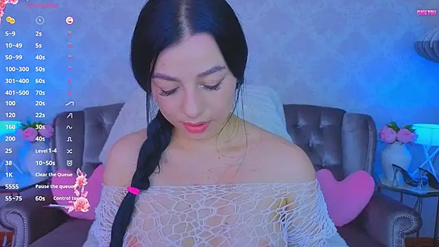 KitnissKiss online show from April 2026 07:41:01 PM