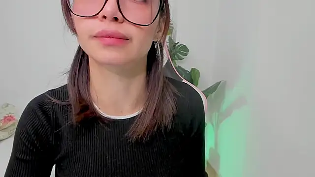 Adriennesexxx online show from February 2025 10:51:02 AM