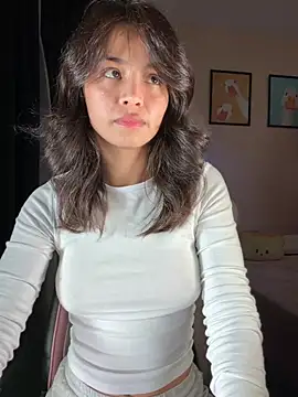 Adriennesexxx online show from February 2026 10:44:01 PM