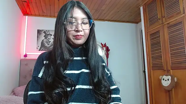 tifanny-squirt online show from October 2025 01:15:01 AM