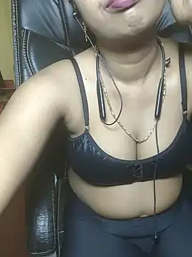 Snapshot of Anjali_cute-Pondati chatting on June 2026 12:02:02 AM Anjali cute-Pondati online show from June 2026 12:02:02 AM