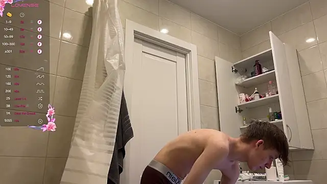 gay boyss online show from February 2025 12:03:02 PM