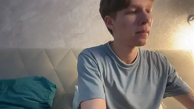 gay boyss online show from February 2025 06:15:02 PM