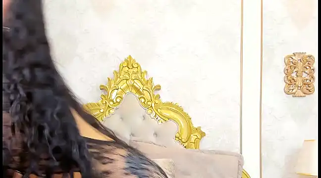 GiahDaniels online show from December 2024 02:37:02 PM