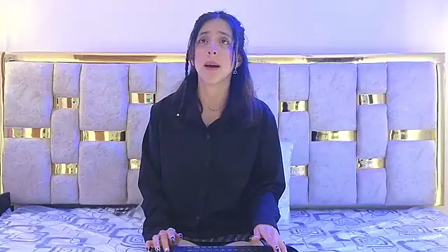 Snapshot of ling_ling24 chatting on December 2025 03:22:02 AM ling ling24 online show from December 2025 03:22:02 AM