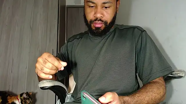 KaelMoreau online show from March 2025 09:45:02 AM