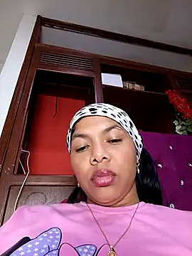 DIORA Latina online show from September 2025 04:49:02 AM