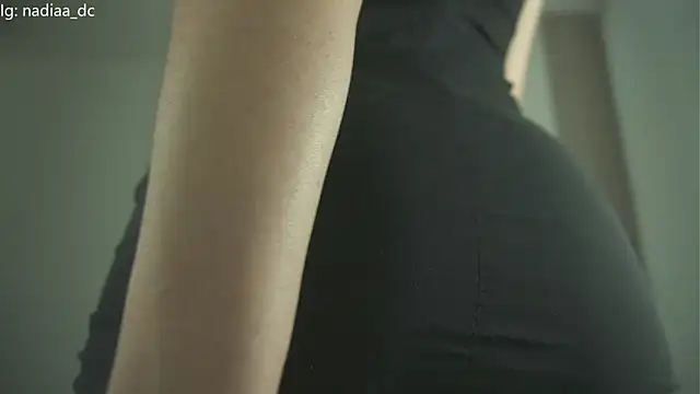 Snapshot of Nadiaa_ chatting on November 2025 04:45:02 AM Nadiaa online show from November 2025 04:45:02 AM