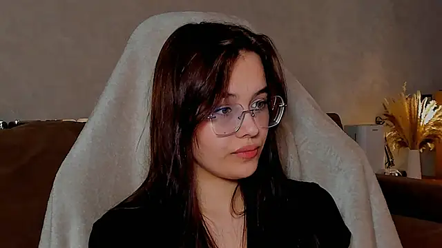  Sweetie  online show from April 2026 01:49:02 PM