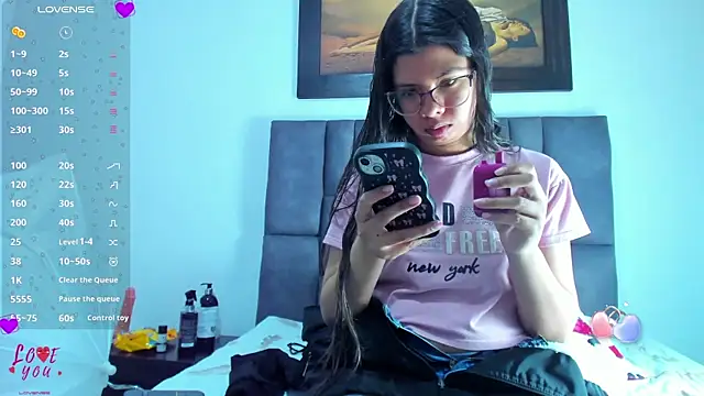 Vahiolet smith online show from March 2026 03:11:02 AM