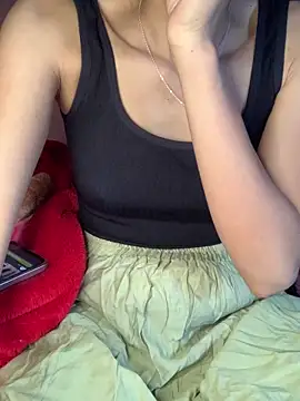 Snapshot of Asianmombigasss chatting on January 2026 03:21:02 AM Asianmombigasss online show from January 2026 03:21:02 AM